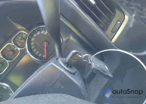 2015 Chevrolet Silverado 1500 Lt z USA, uszkodzony, nr VIN 3GCPCRECOFG468294